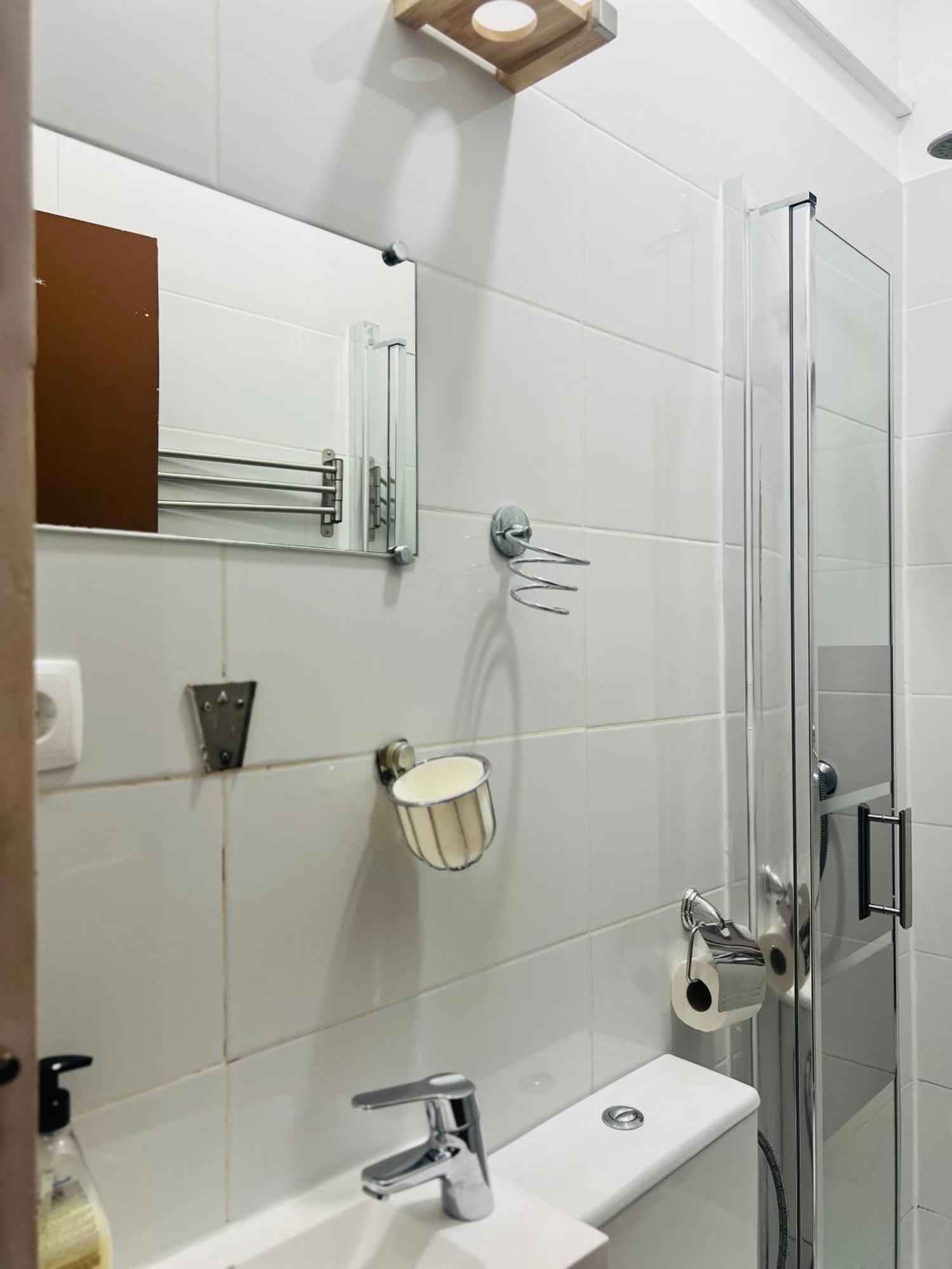 Pensamento 4 - 2º Andar Homestay Lisbon